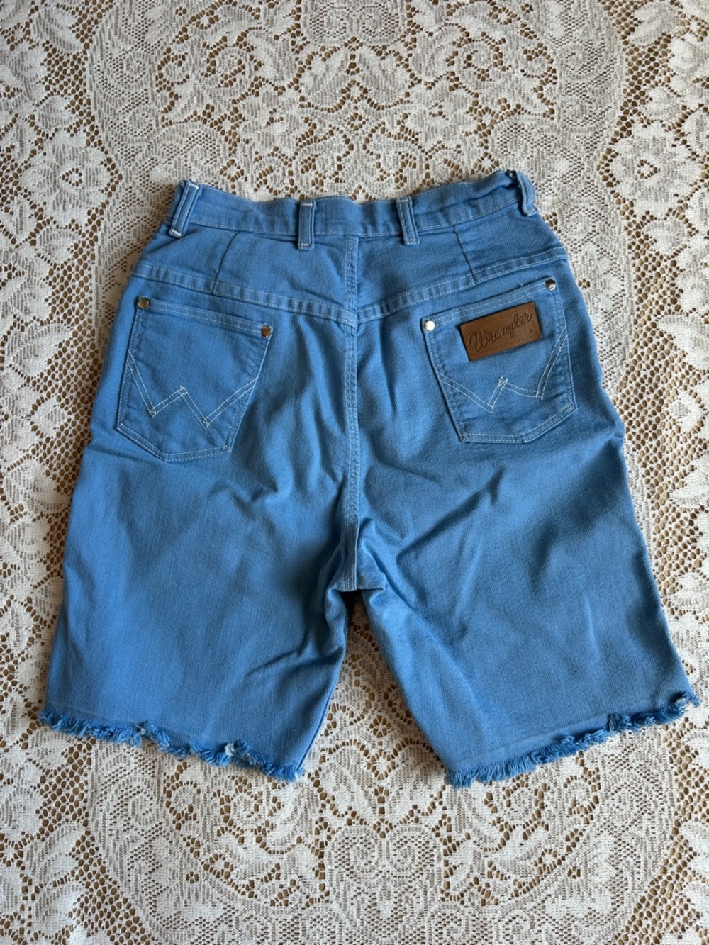 1960s/70s Wrangler Lightweight Jean Shorts, Flat Blue, Size 26 - Picture 2 of 6